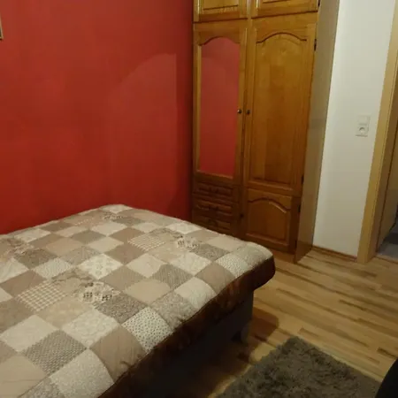 Heidi's Ferienwohnung Apartment